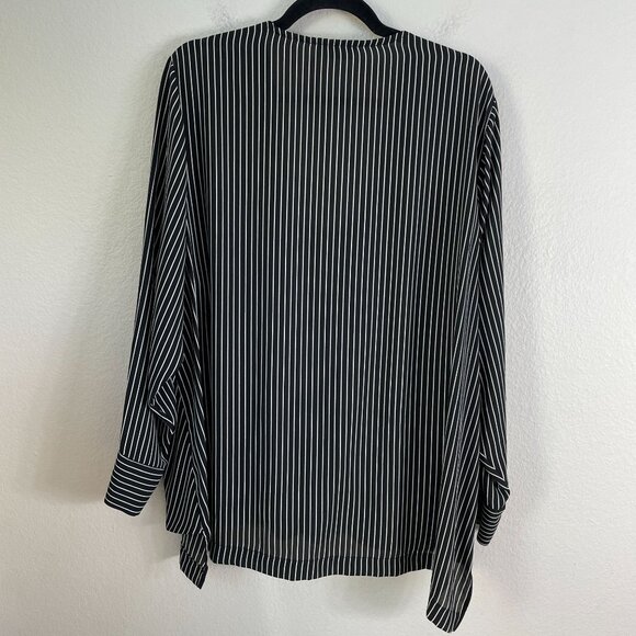 Tahari Woman Plus 2X Black White Striped Drape Front Blouse Long Sleeve Shirt - Picture 9 of 9